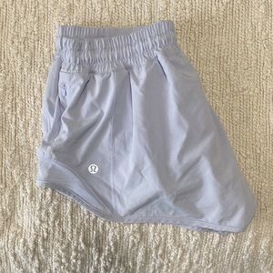 Lululemon Hotty Hot Short sz 6!